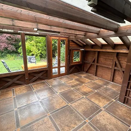 Villa Idyllisches Einfamilienhaus Bei Muenchen Exterior foto